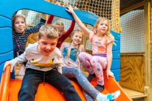 Otroski-park-Dzungla-tobogan (10)